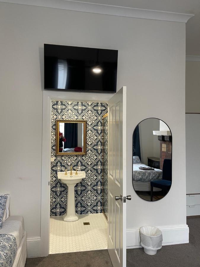 The Royal Mail Hotel Braidwood Экстерьер фото